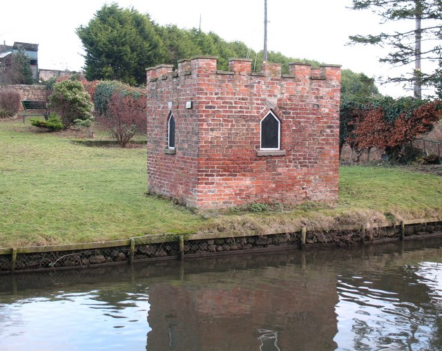 Leech House is a grade 2 listed building, it was listed on 25th of September 1985. A rare example of a building by a river designed for a doctor to house leeches, for use in his profession.